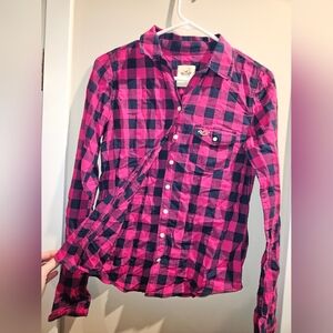 Hollister small women teen girl red purple black long sleeve button down Flannel